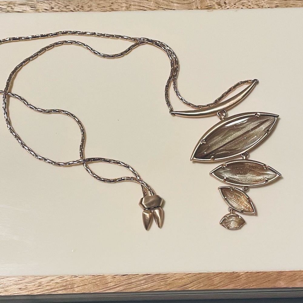 Kendra Scott Morris necklace